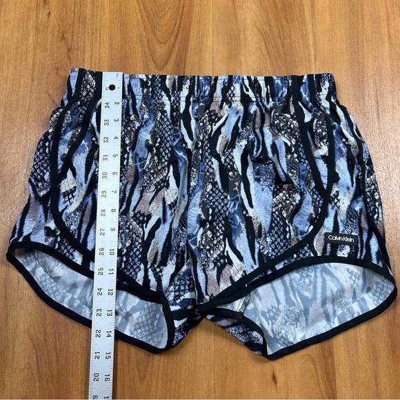 Calvin Klein Women's Black and Blue Patterned Athletic Shorts - Picture 8 of 11